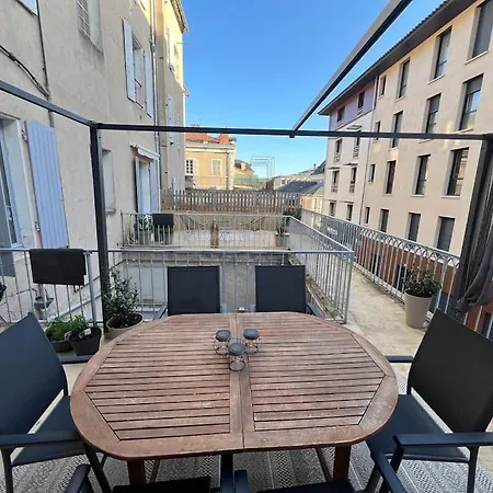 Coeur De Ville, Garage Prive Et Gratuit Avec Terrasse ! Cahors Exterior foto