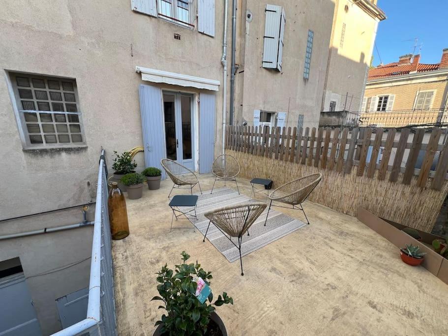 Coeur De Ville, Garage Prive Et Gratuit Avec Terrasse ! * Cahors