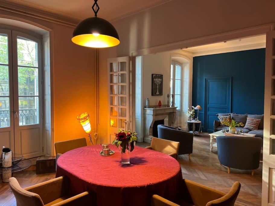 Coeur De Ville, Garage Prive Et Gratuit Avec Terrasse ! Cahors